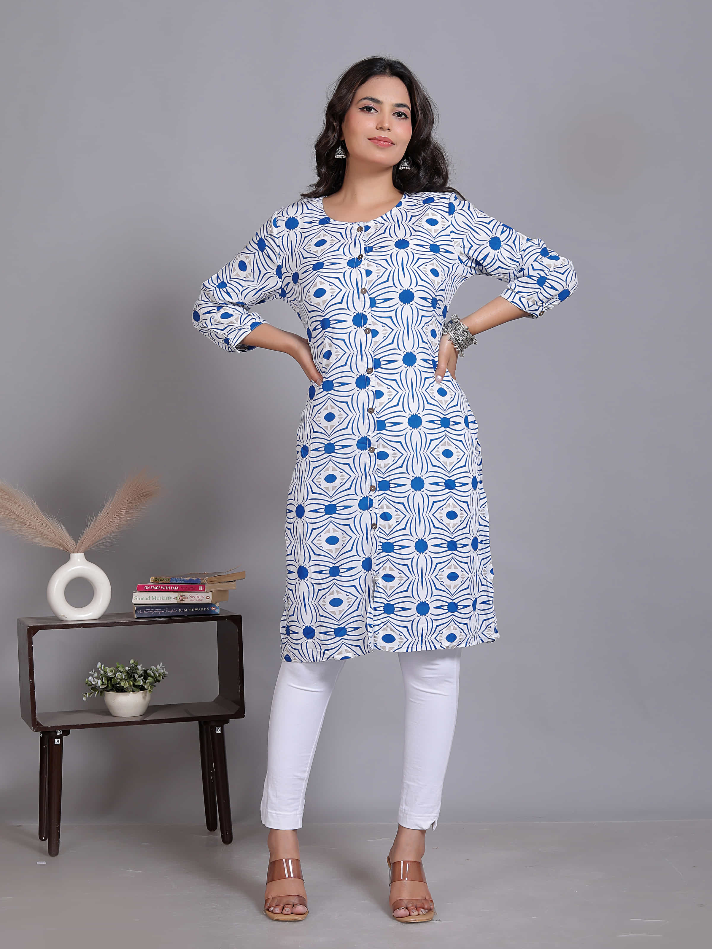 Blue Geometric Print Straight Kurta
