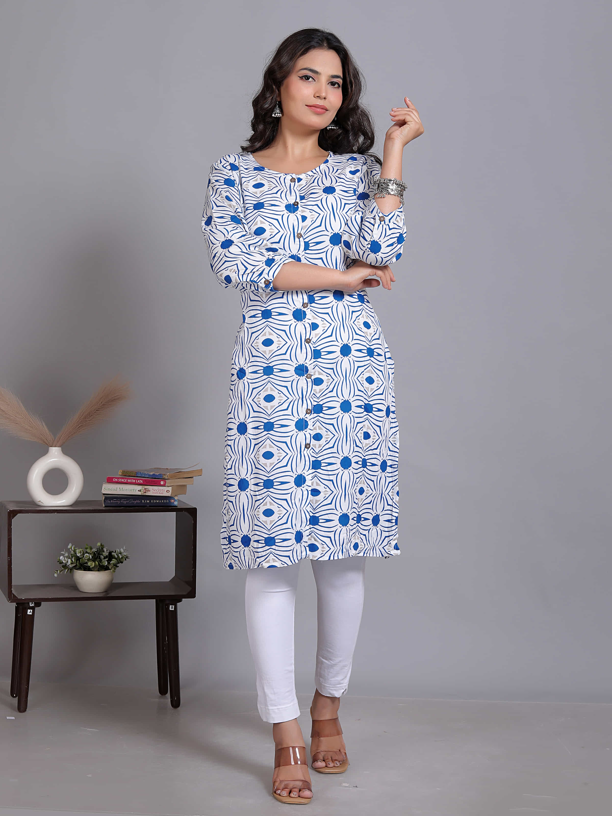 Blue Geometric Print Straight Kurta