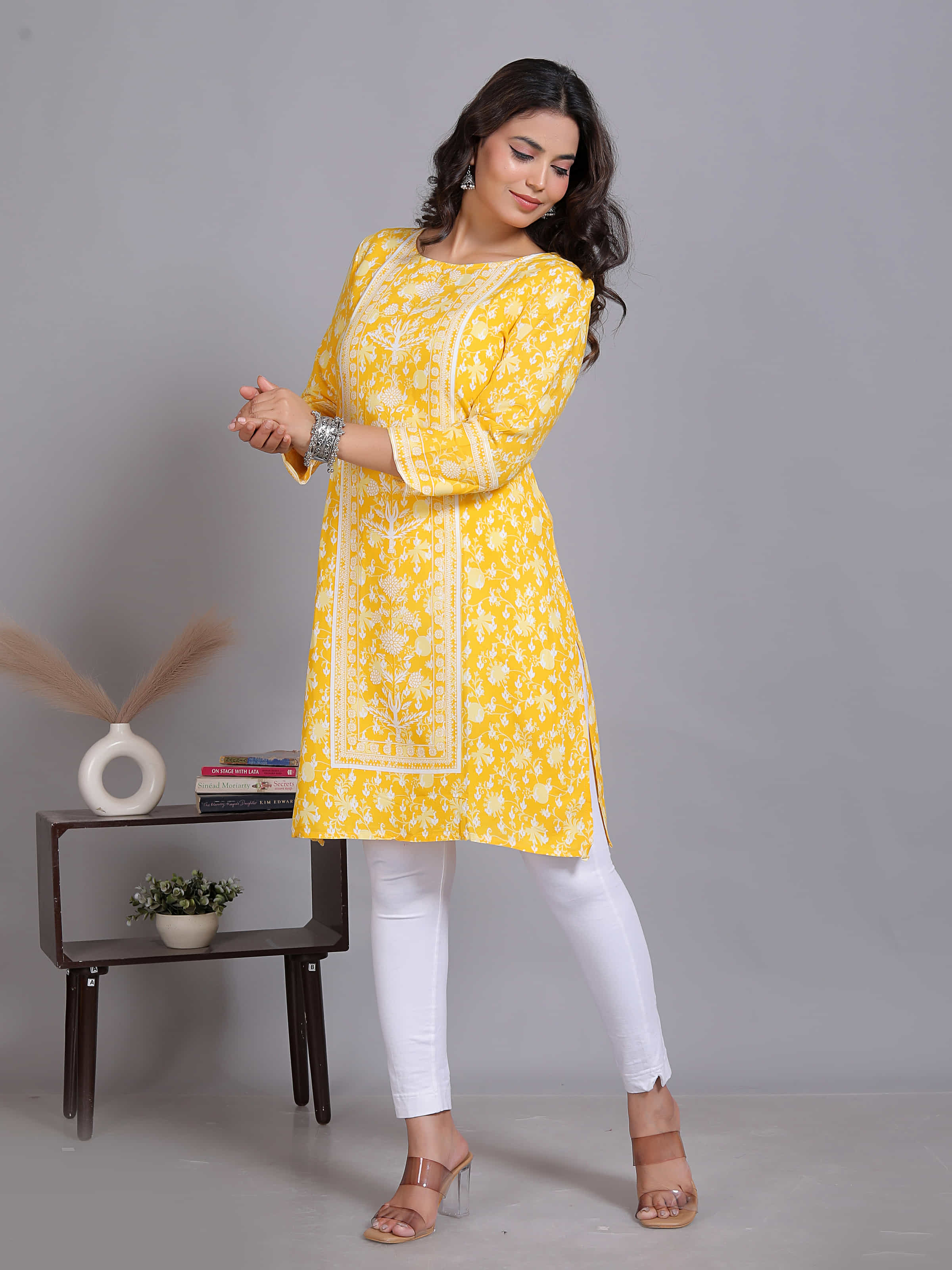 Yellow Floral Printed Straight Kurta